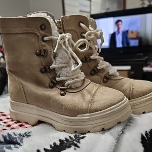 Art Class Beige Winter Boots Size 13